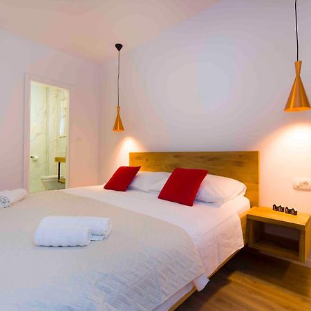 Bulli Croatia Hotel Donji Seget Екстериор снимка