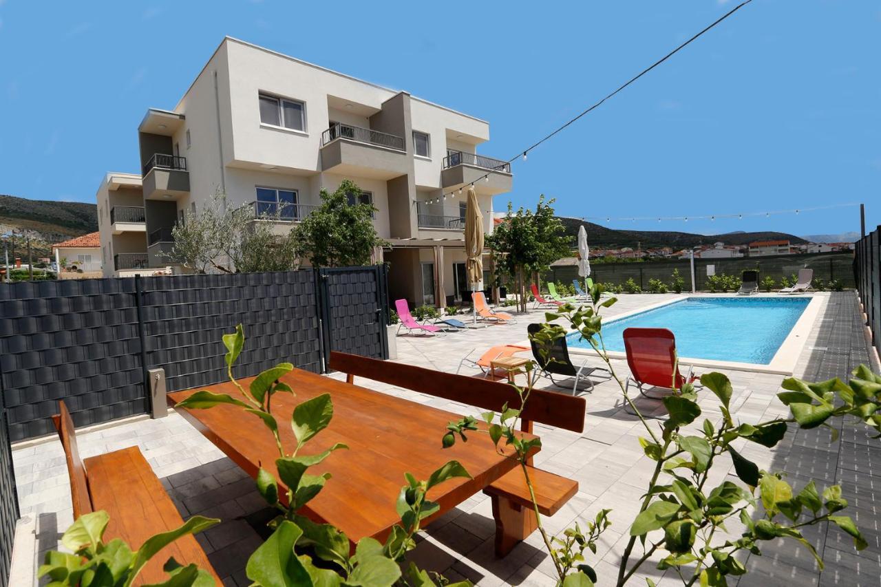 Bulli Croatia Hotel Donji Seget Екстериор снимка