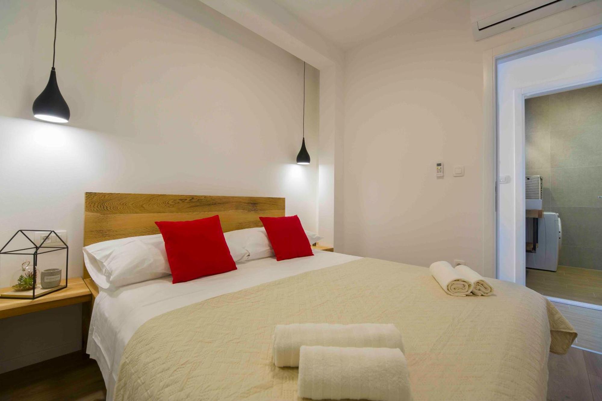 Bulli Croatia Hotel Donji Seget Екстериор снимка